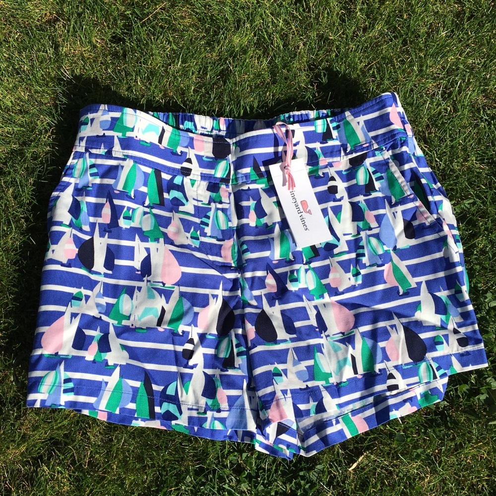 Vineyard Vines Harbor Print Foley Short 2 NWT
